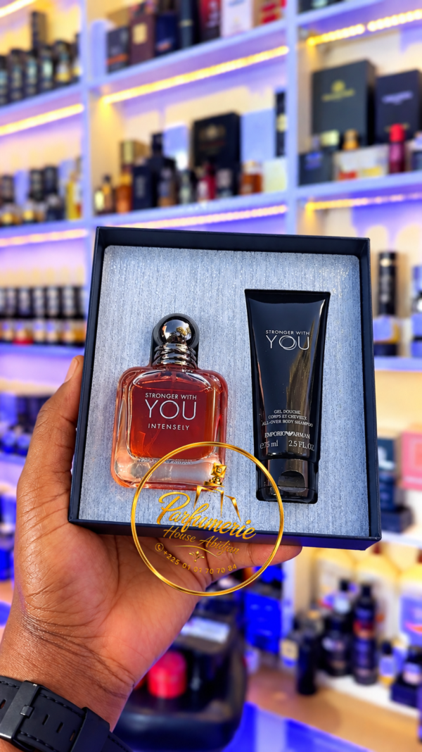 Emporio Armani STRONGER WITH YOU INTENSELY
